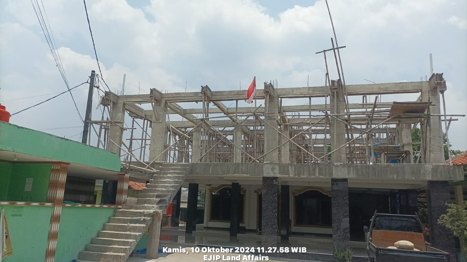 Bantuan Material untuk Pembangunan Masjid Nurul Iman
